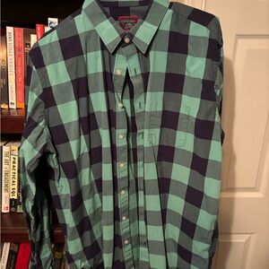 UNTUCKit Men's Teal and Navy Checkered Shirt